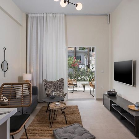 Kolymbari Sea Front Cozy Apartments Exterior photo
