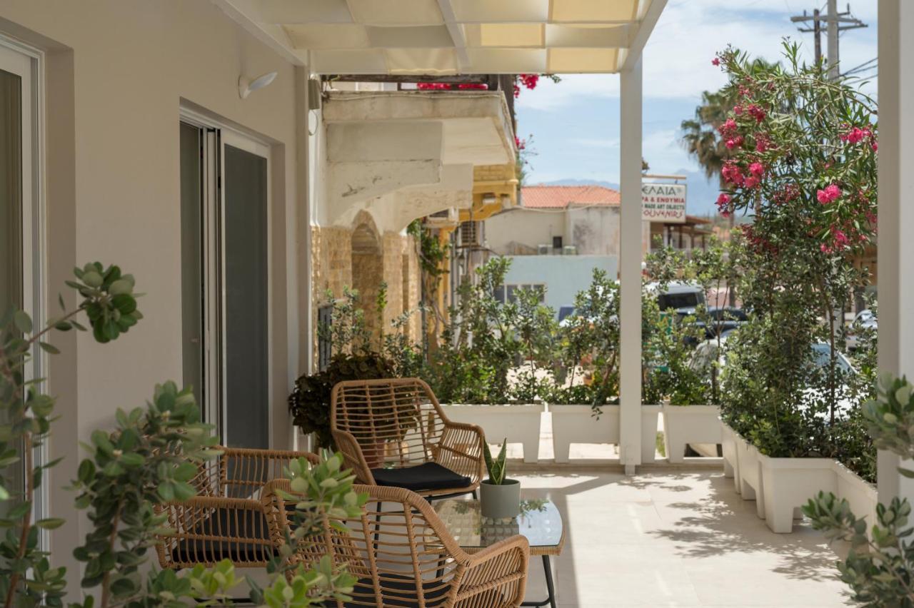 Kolymbari Sea Front Cozy Apartments Exterior photo